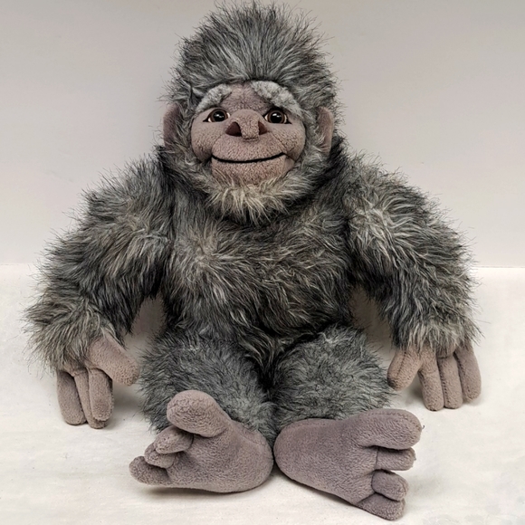 Vintage 1994 "Yeti, Bigfoot, Sasquatch" stuffed plush from Sears - Picture 1 of 4